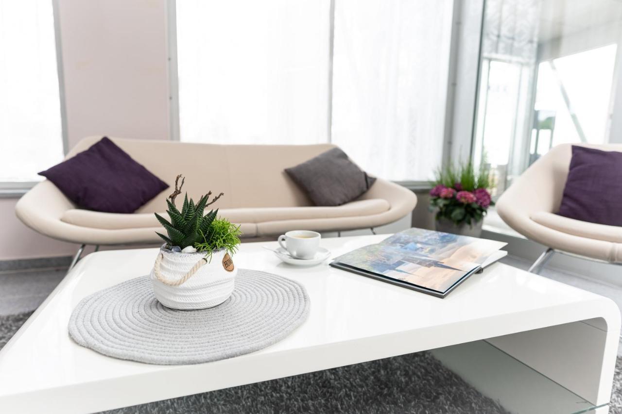 Elaya Hotel Wolfenbuettel Ehemals Rilano 24 7 Hotel ヴォルフェンビュッテル エクステリア 写真